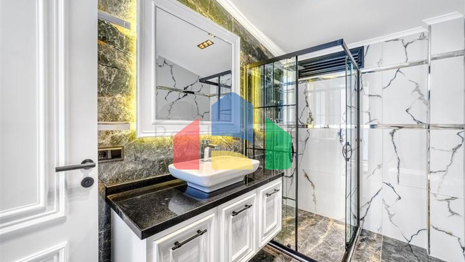 Ексклюзивна вілла з приголомшливим видом на Середземне море