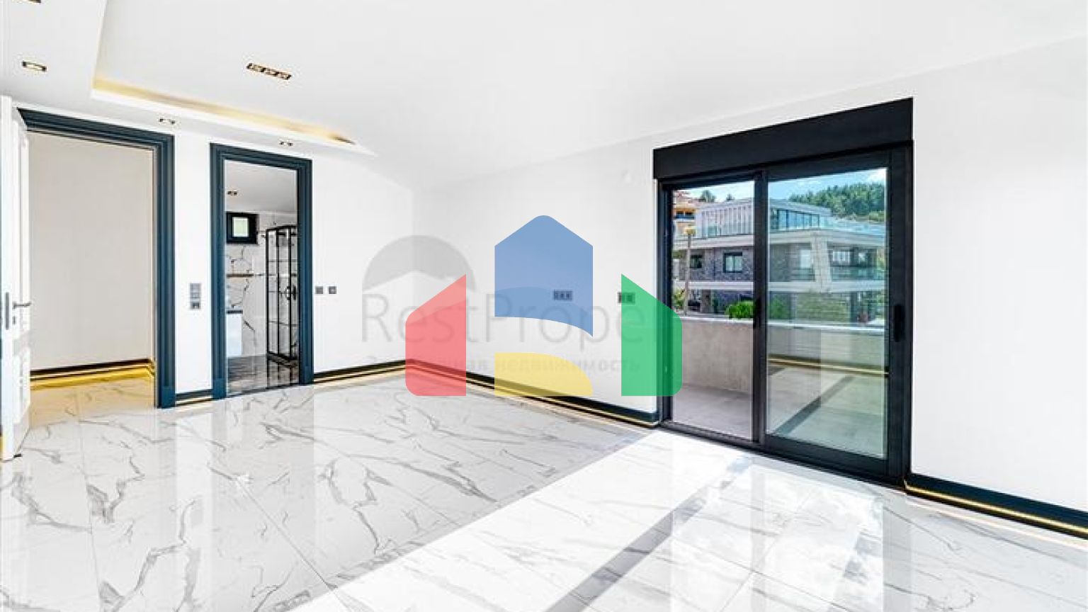 Ексклюзивна вілла з приголомшливим видом на Середземне море