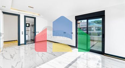 Ексклюзивна вілла з приголомшливим видом на Середземне море