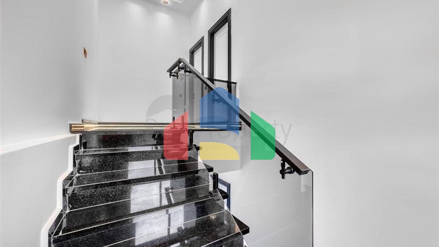 Ексклюзивна вілла з приголомшливим видом на Середземне море