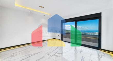 Ексклюзивна вілла з приголомшливим видом на Середземне море