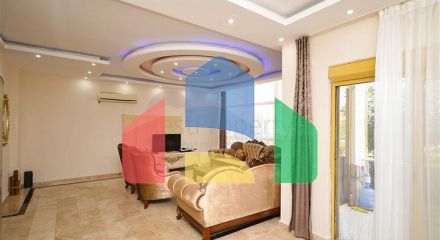 Вілла в Сіте 4+1 з невеликим садом і видом на море і гори в мальовничому районі Каргиджак