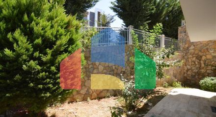 Вілла в Сіте 4+1 з невеликим садом і видом на море і гори в мальовничому районі Каргиджак