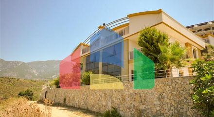 Вілла в Сіте 4+1 з невеликим садом і видом на море і гори в мальовничому районі Каргиджак