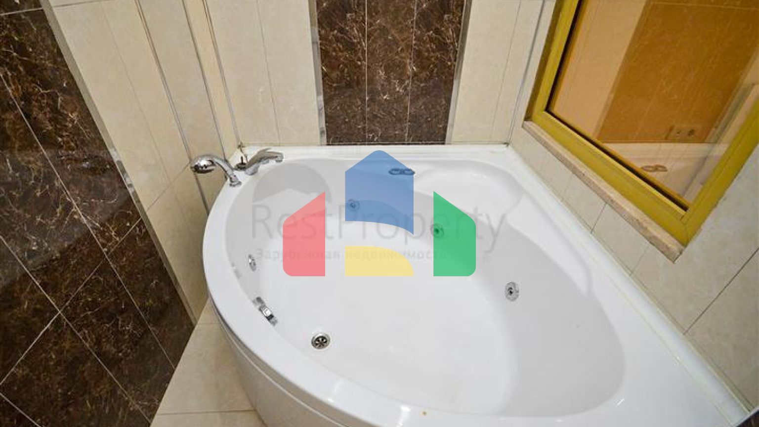 Вілла в Сіте 4+1 з невеликим садом і видом на море і гори в мальовничому районі Каргиджак