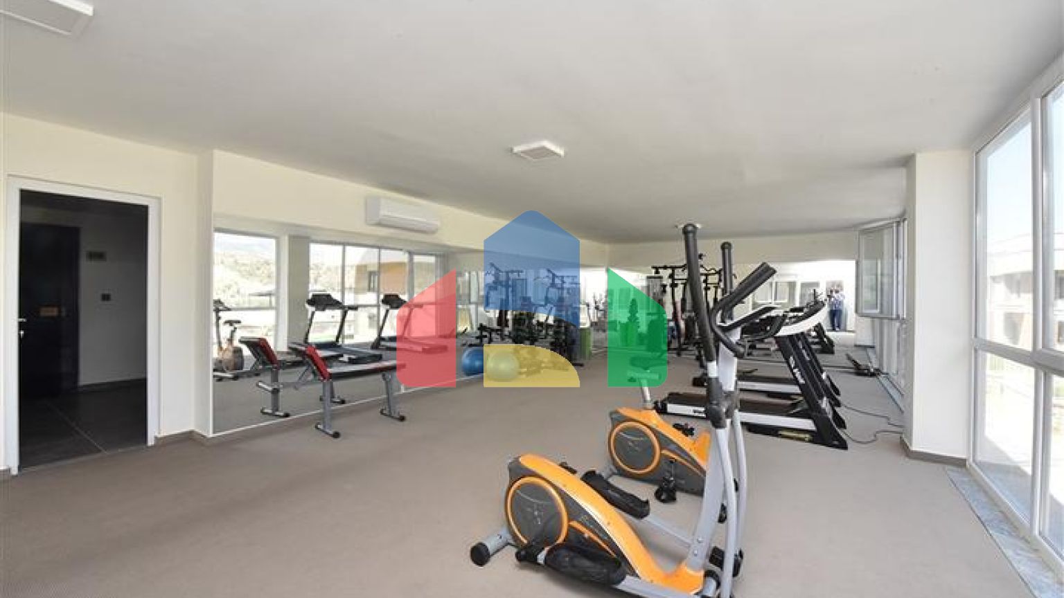 Вилла 3+1 в озелененном районе Каргыджак