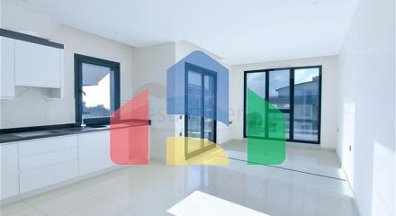 Квартира 4+1 в районе Каргыджак 200 м до моря