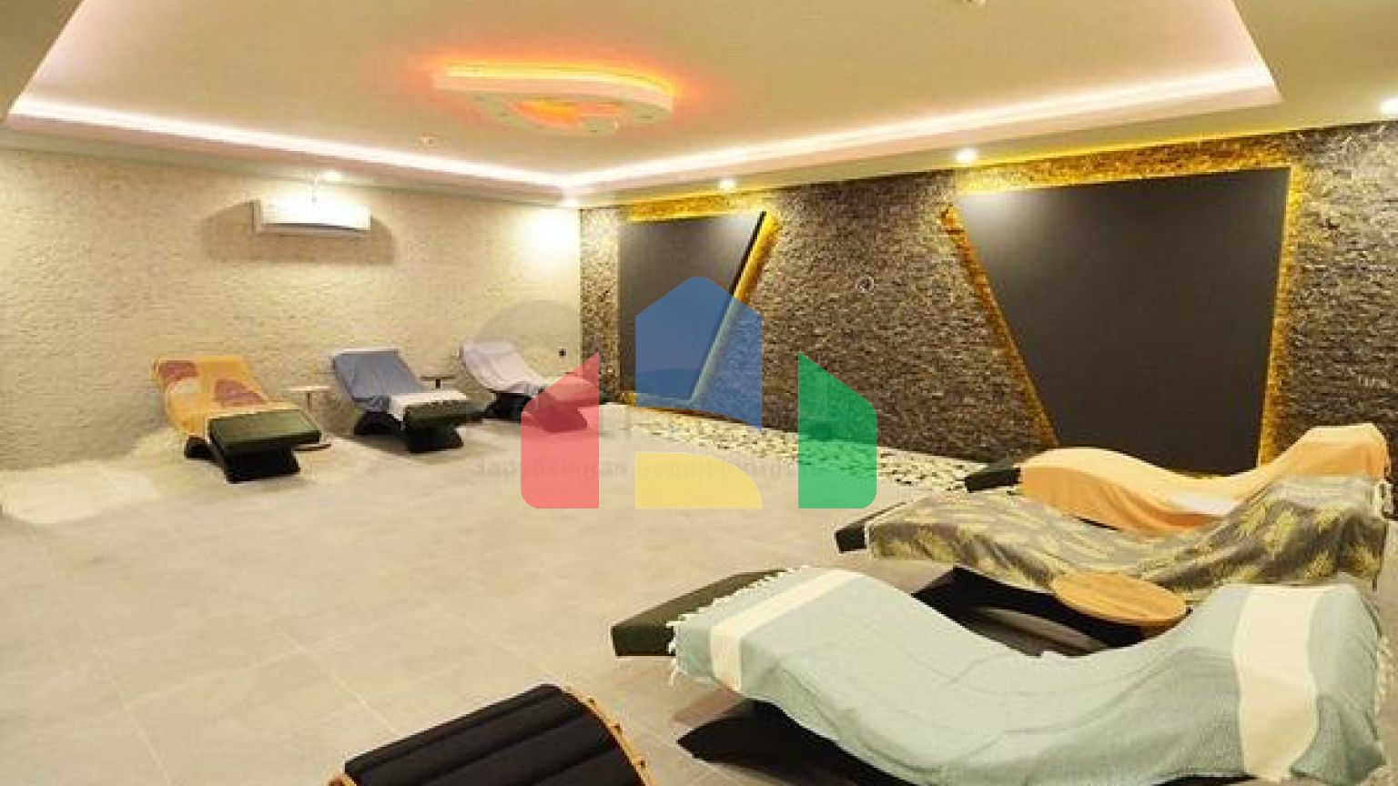 Квартира 4+1 в районе Каргыджак 200 м до моря