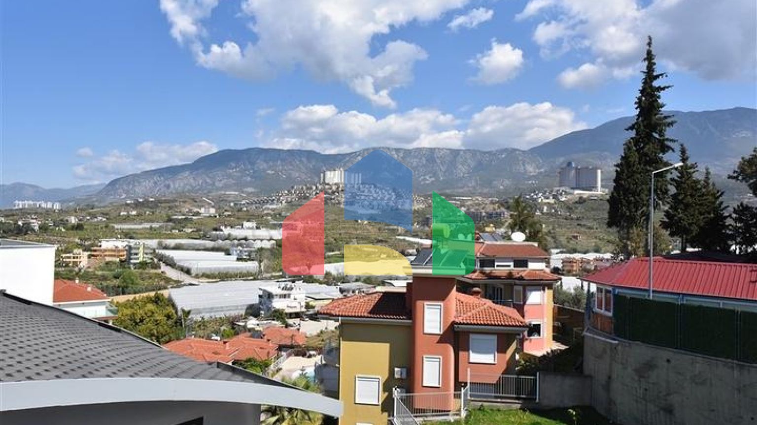 Велика квартира 3 + 1 для великої родини