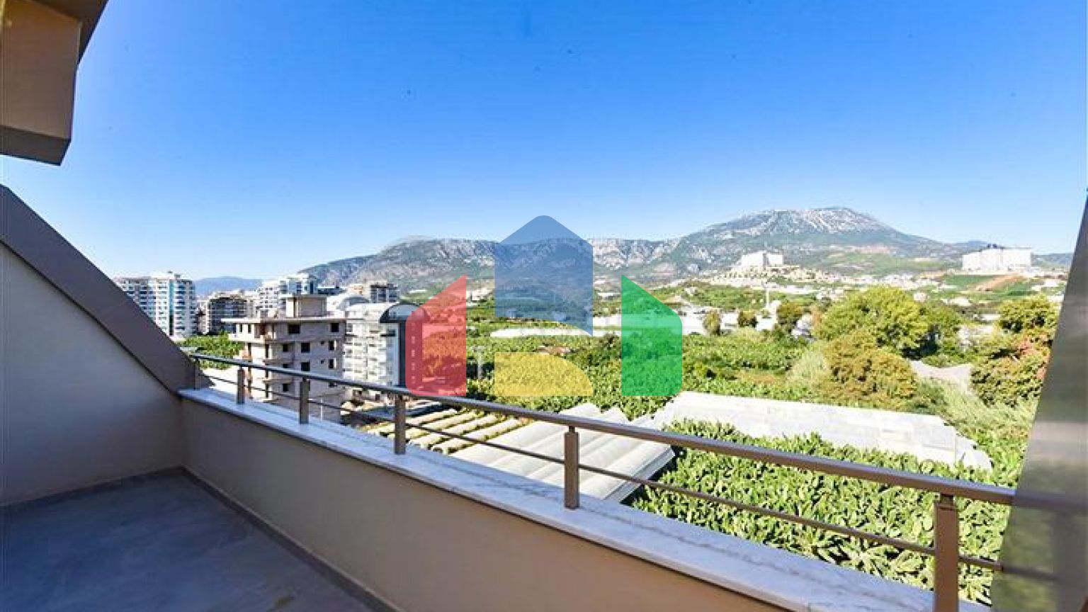 Пентхаус 3 + 1 у новому комплексі в районі Каргиджак