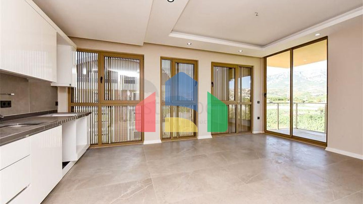 Пентхаус 3 + 1 у новому комплексі в районі Каргиджак