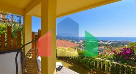 Вілла з дизайнерським ремонтом 5 + 1