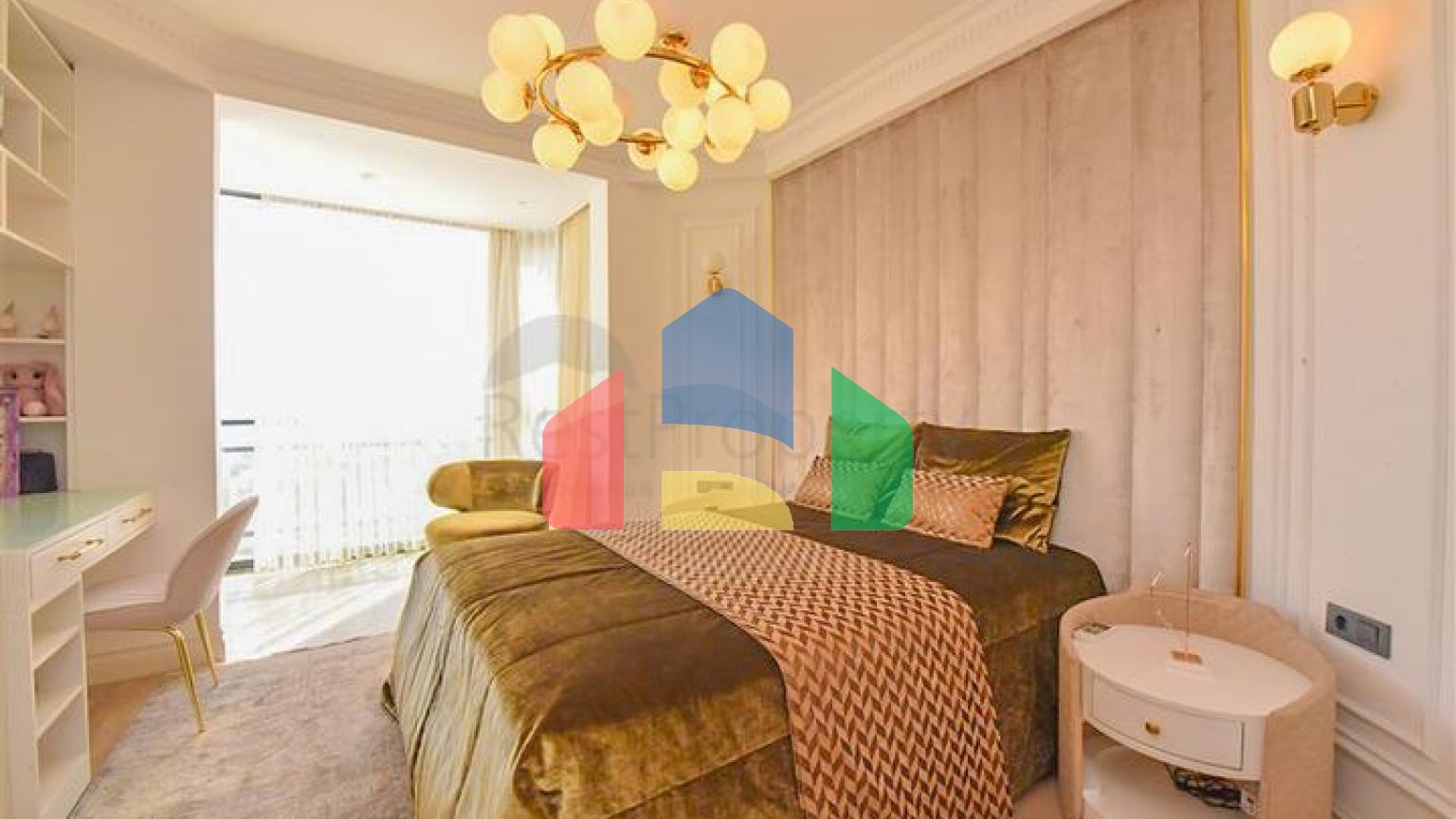 Вілла з дизайнерським ремонтом 5 + 1