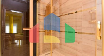 Вілла з дизайнерським ремонтом 5 + 1