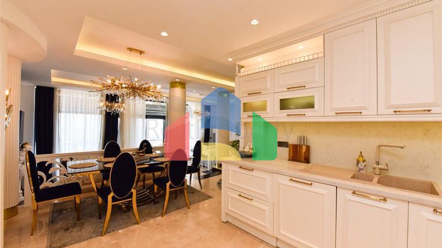 Вілла з дизайнерським ремонтом 5 + 1