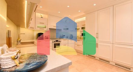 Вілла з дизайнерським ремонтом 5 + 1