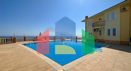 Вілла з дизайнерським ремонтом 5 + 1