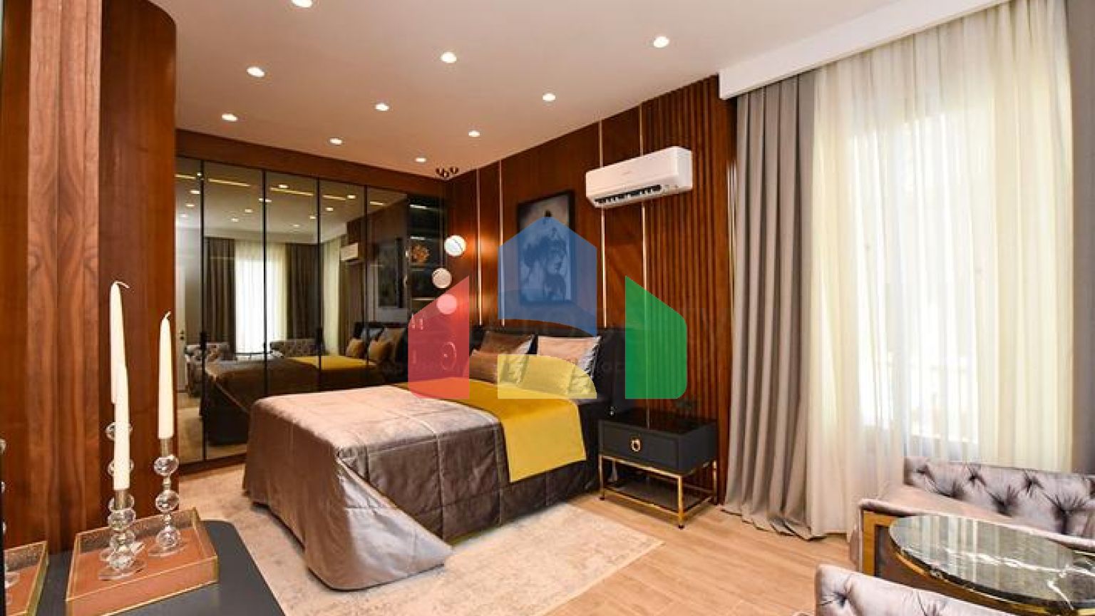 Вілла з дизайнерським ремонтом 5 + 1