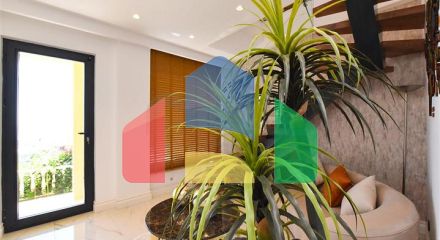 Вілла з дизайнерським ремонтом 5 + 1