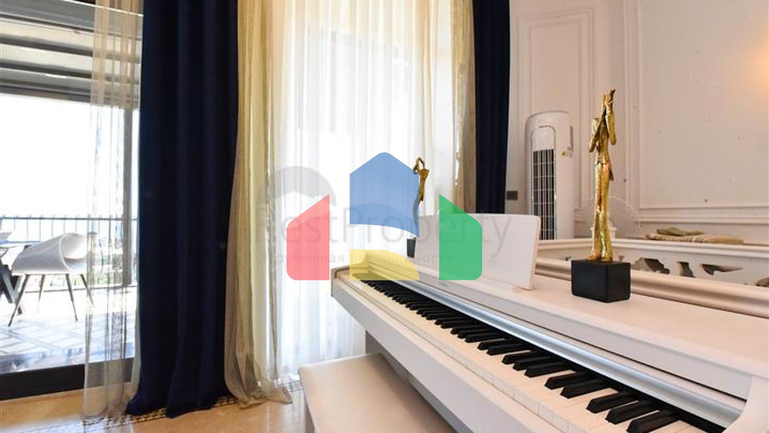 Вілла з дизайнерським ремонтом 5 + 1