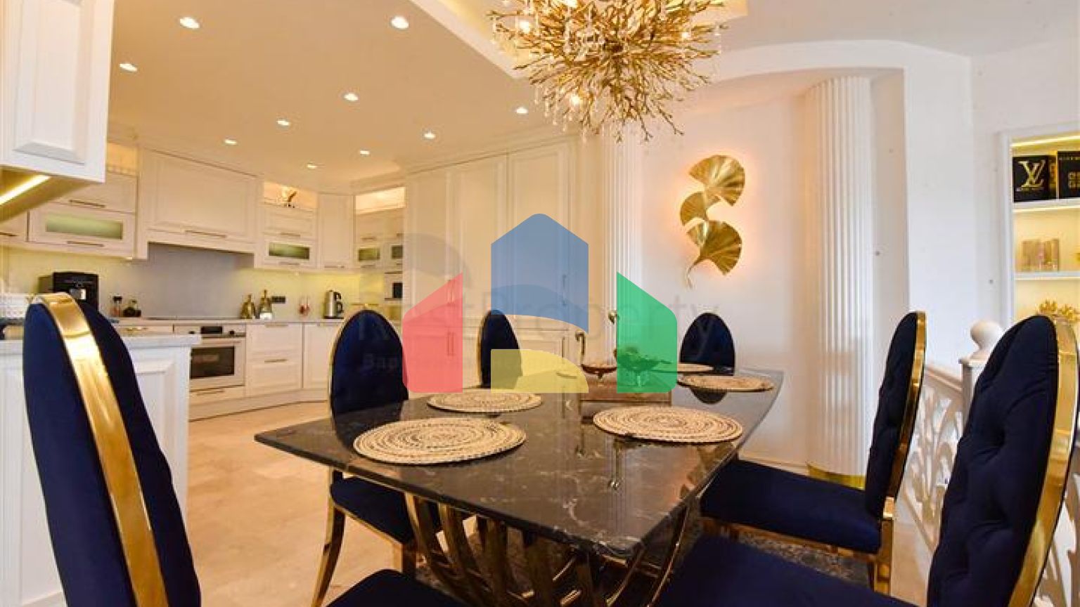 Вілла з дизайнерським ремонтом 5 + 1