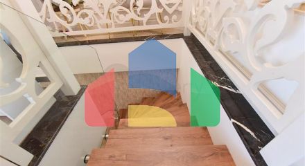 Вілла з дизайнерським ремонтом 5 + 1