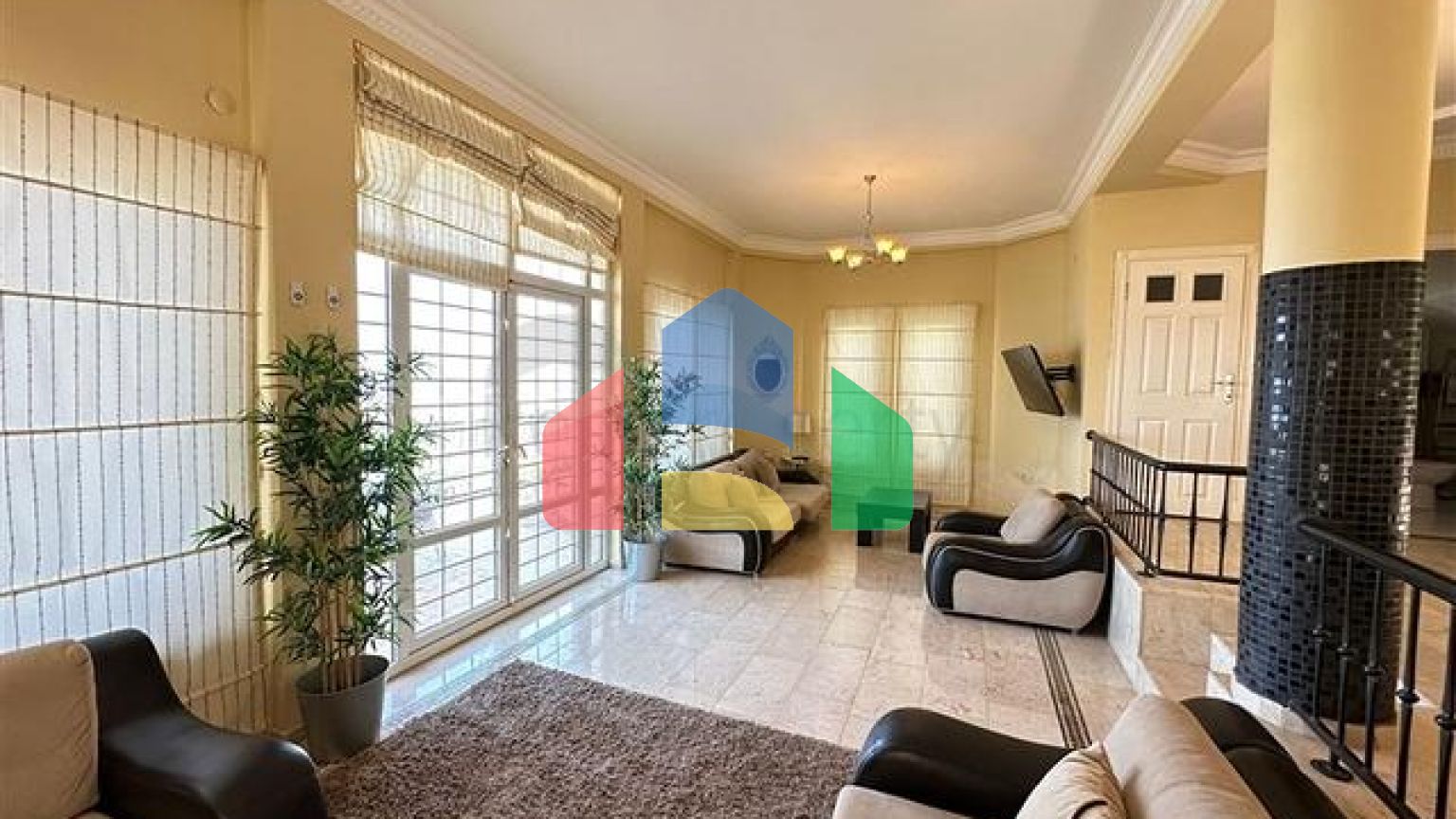 Вілла 4 + 1 в елітному районі Каргиджак