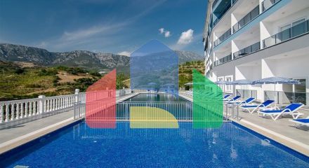 Мебльована квартира плануванням 1+1 в районі Каргиджак