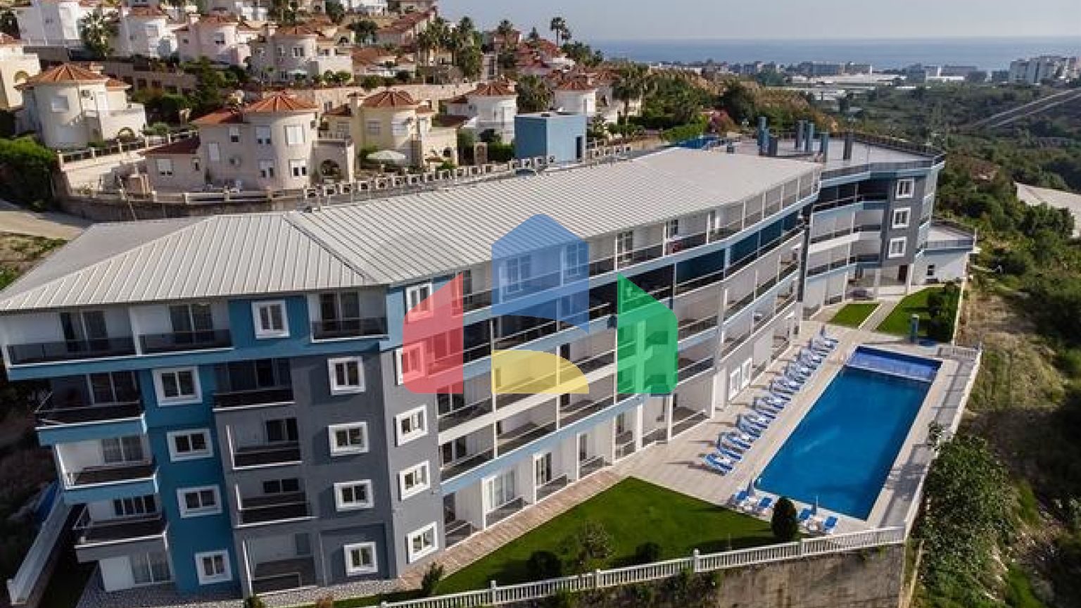 Мебльована квартира плануванням 1+1 в районі Каргиджак