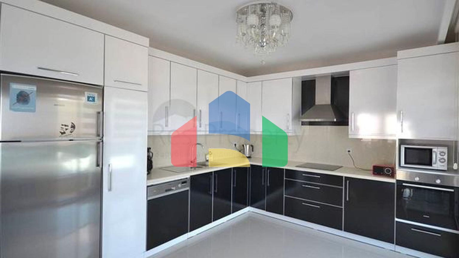 Мебльована вілла плануванням 3 + 1 в районі Каргиджак