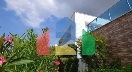 Мебльована вілла плануванням 3 + 1 в районі Каргиджак