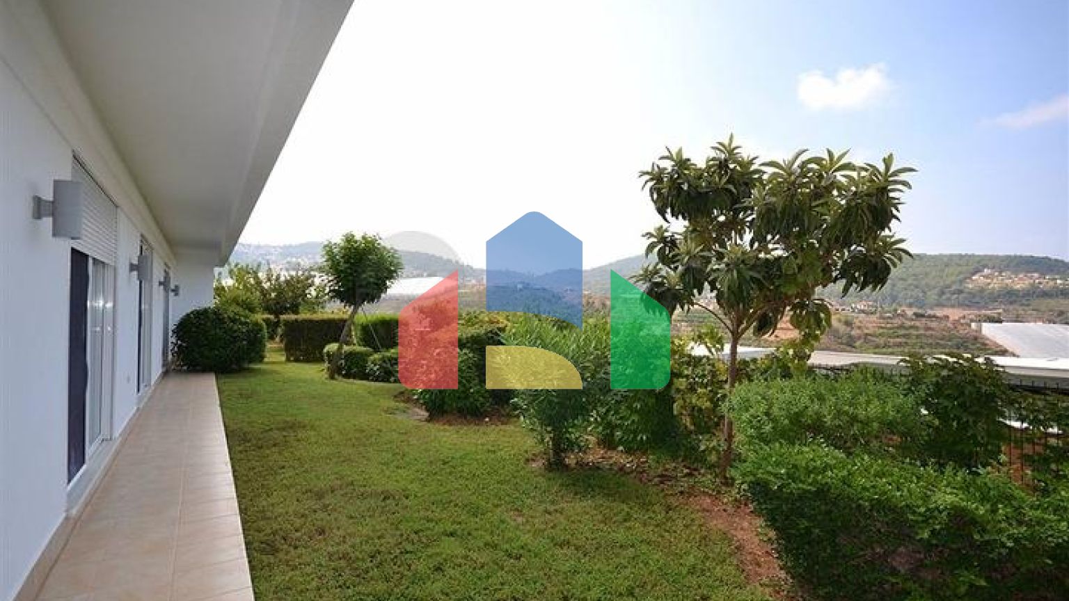 Мебльована вілла плануванням 3 + 1 в районі Каргиджак