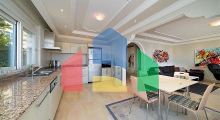 Вілла з панорамними видами на море і гори