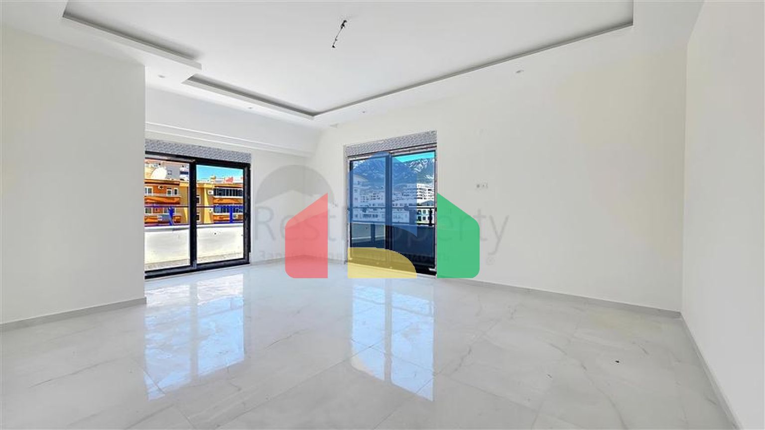 Пентхаус у моря с просторной террасой в районе Каргаджак