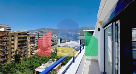 Пентхаус у моря с просторной террасой в районе Каргаджак