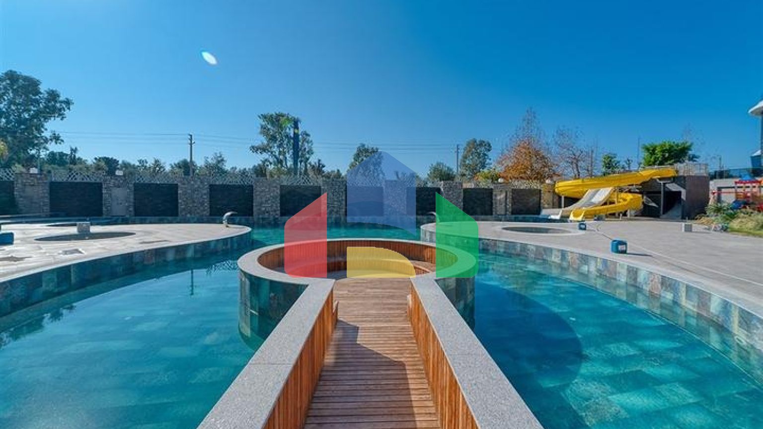 Квартира на первой береговой линии в комплексе премиум класса