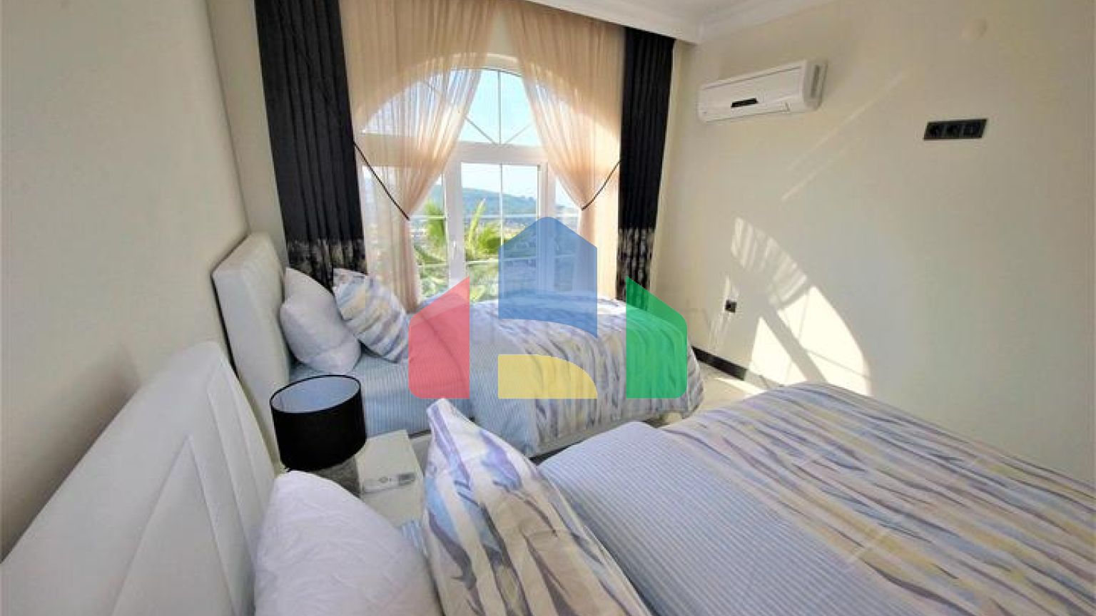 Уютная вилла с панорамным видом в районе Каргыджак