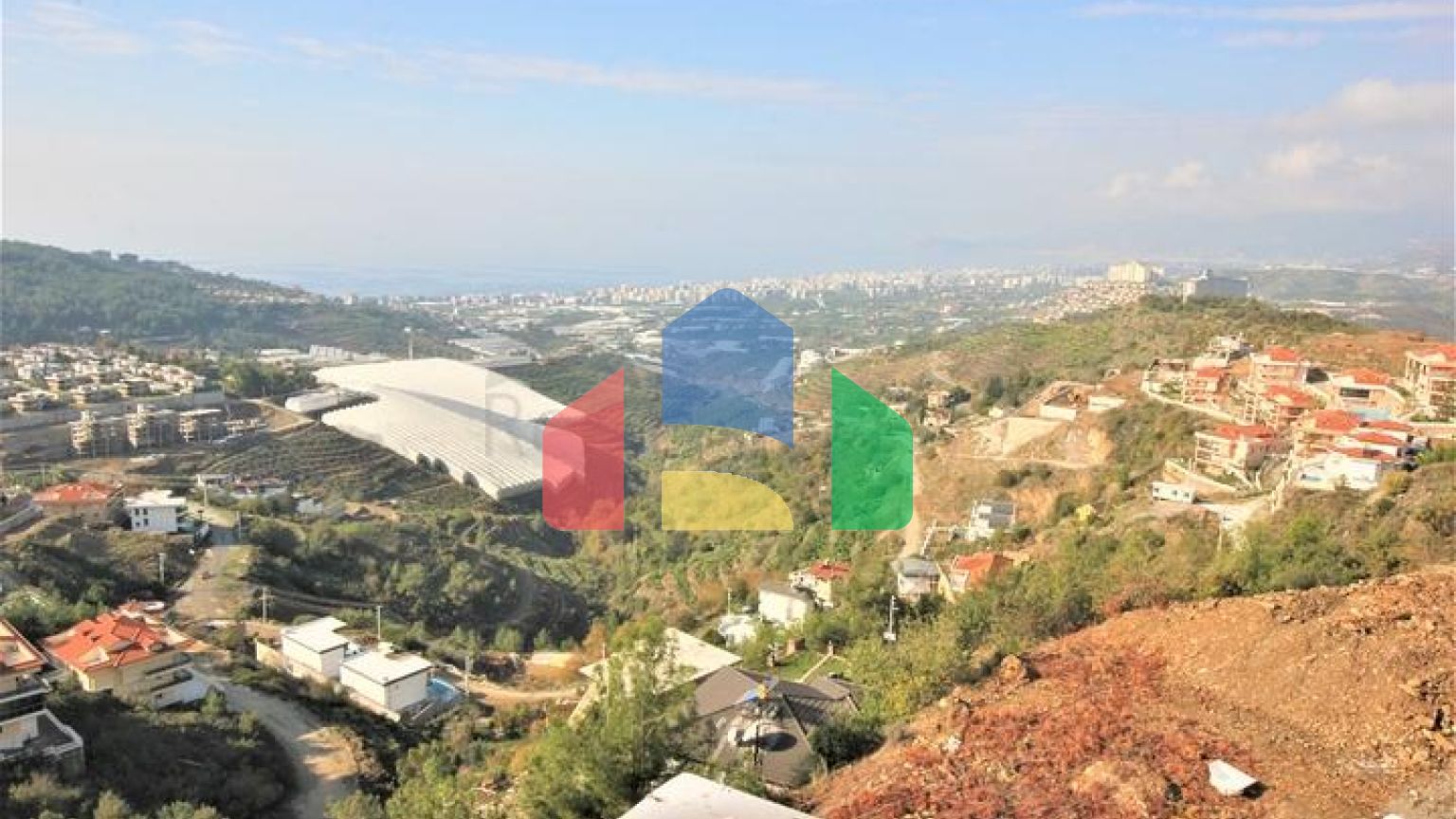 Уютная вилла с панорамным видом в районе Каргыджак