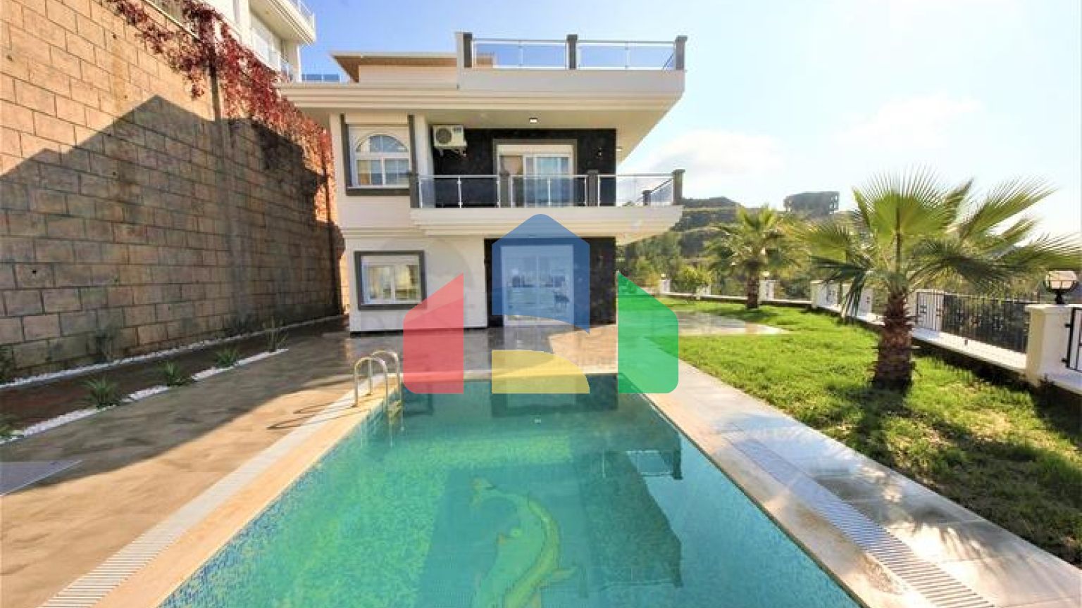 Уютная вилла с панорамным видом в районе Каргыджак