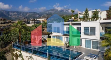 Вилла в элитном районе Алании