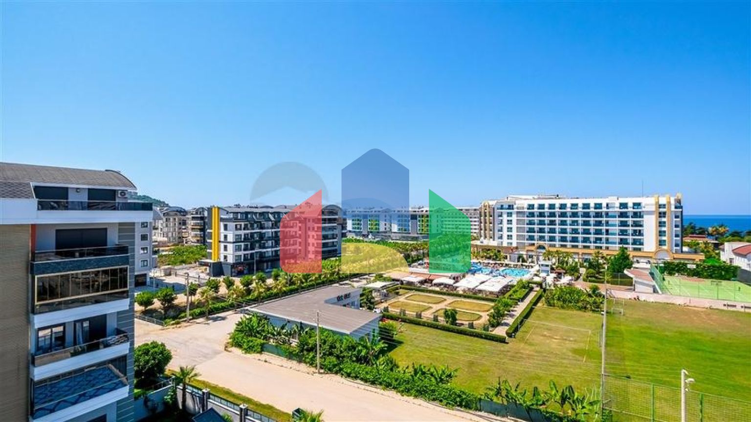 Пентхаус з панорамою моря в мальовничій частині Каргиджака