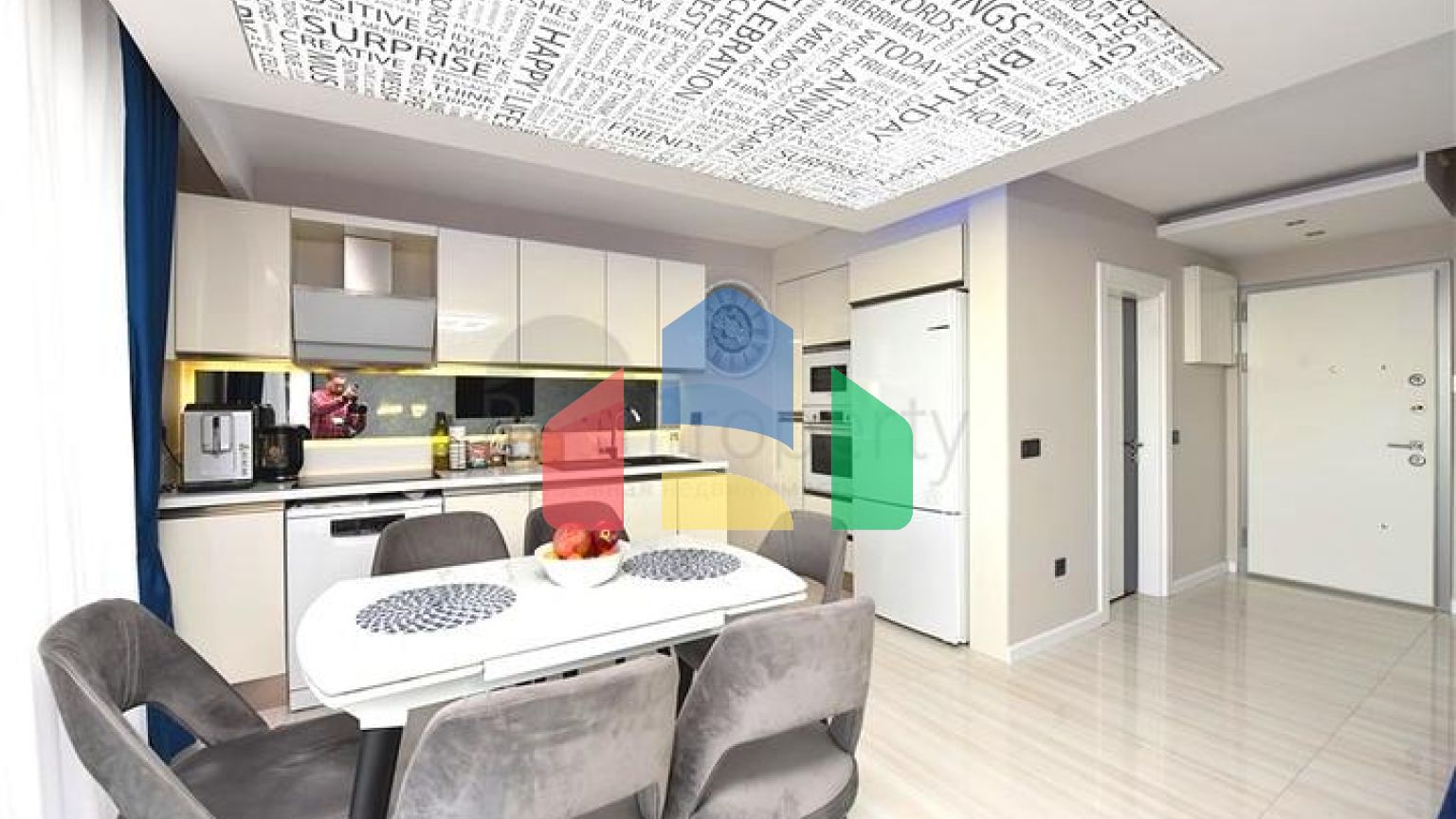 Пентхаус 2+1 с потрясающим видом в районе Каргыджак