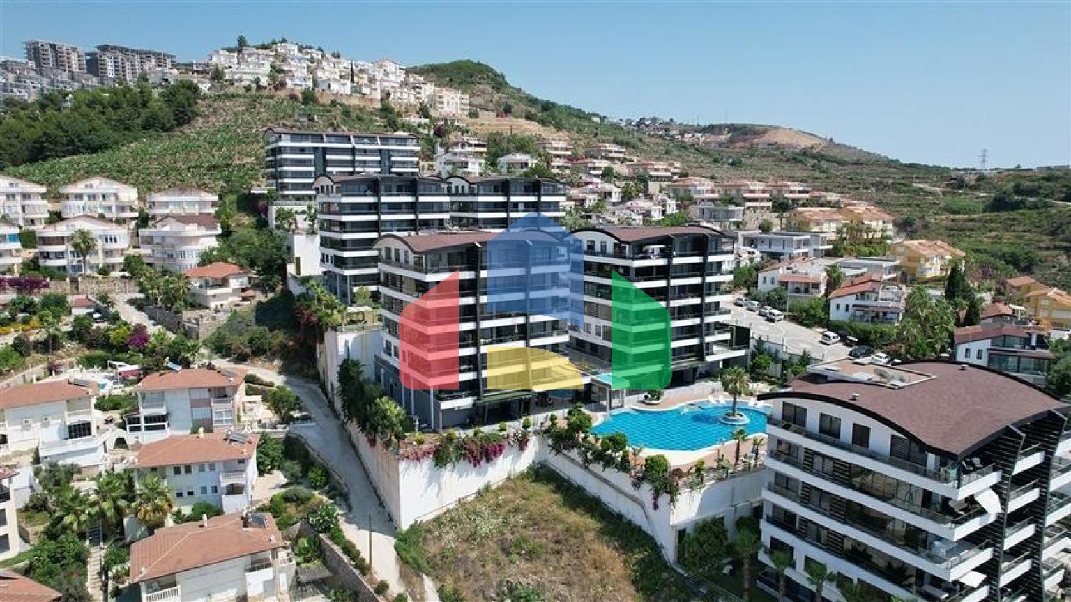 Пентхаус 2+1 с потрясающим видом в районе Каргыджак