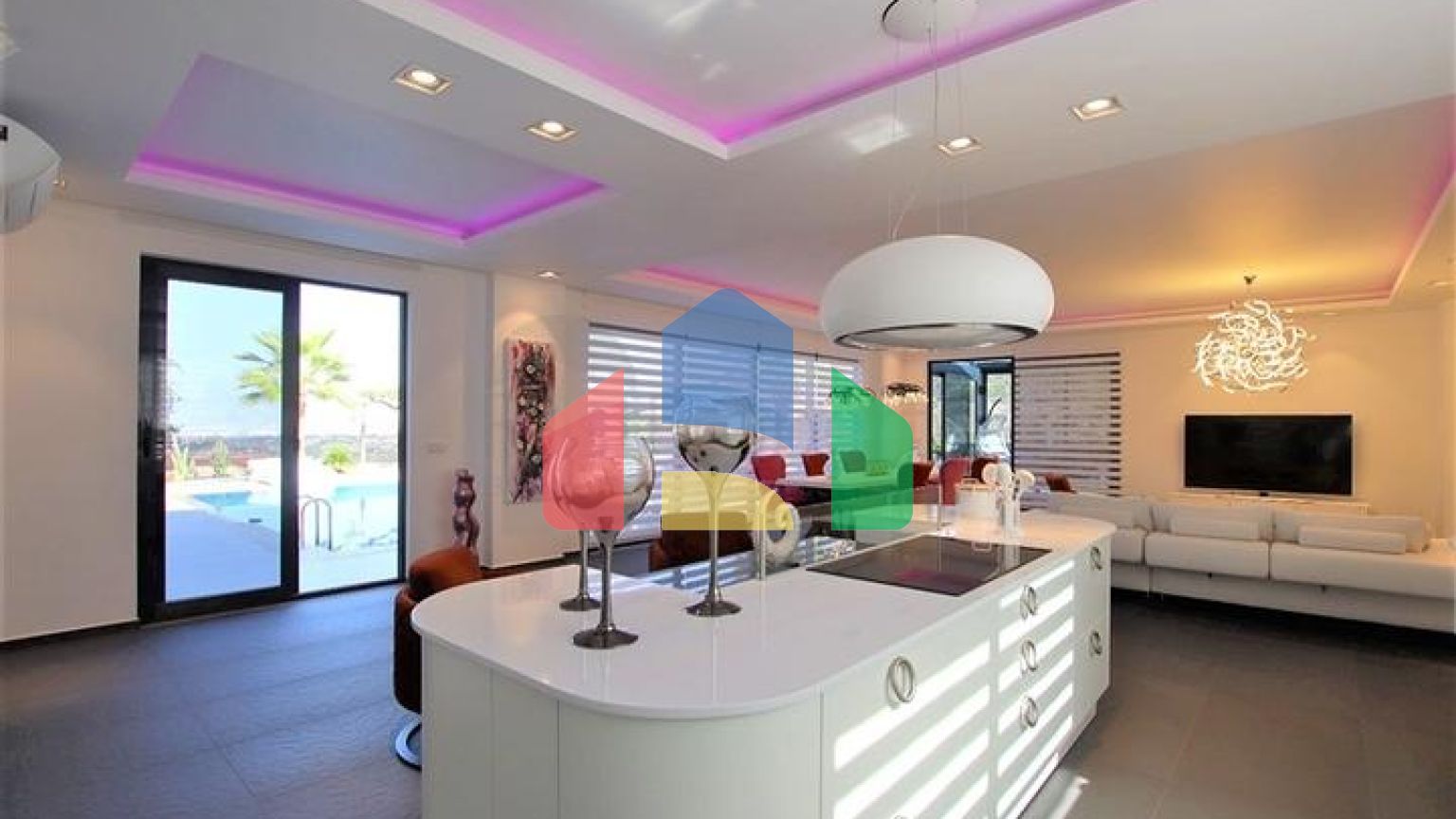 Шикарная вилла планировкой 4+1 с новой мебелью в современном стиле