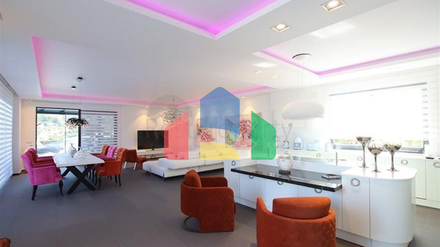 Шикарная вилла планировкой 4+1 с новой мебелью в современном стиле