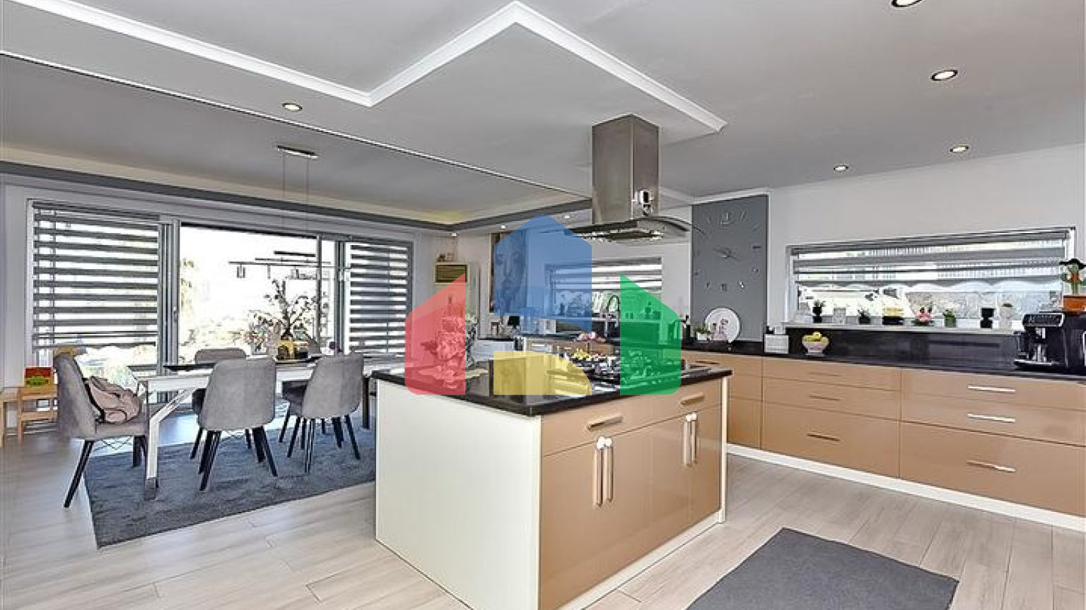 Розкішна вілла в оточенні природи і комфорту