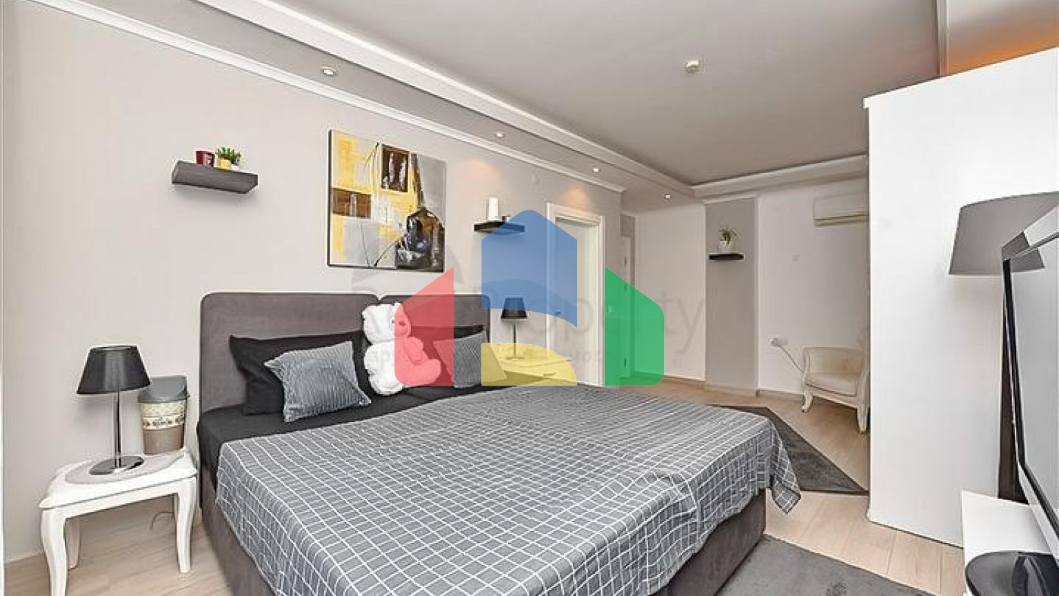 Розкішна вілла в оточенні природи і комфорту