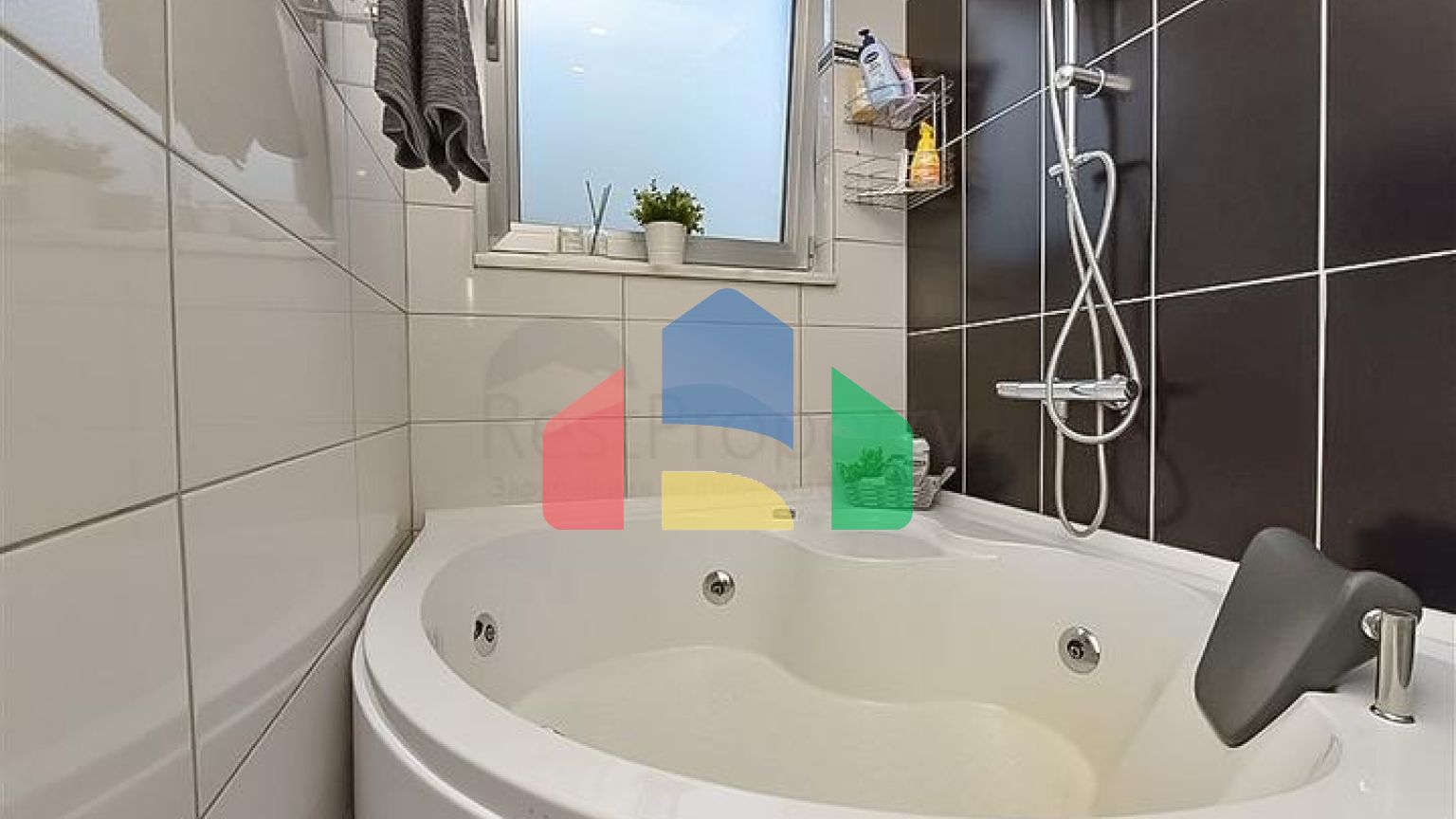 Розкішна вілла в оточенні природи і комфорту