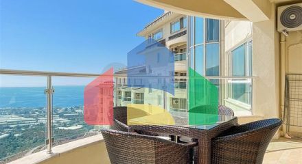 Квартира 2 + 1 в будинку з готельною інфраструктурою в районі Каргиджак