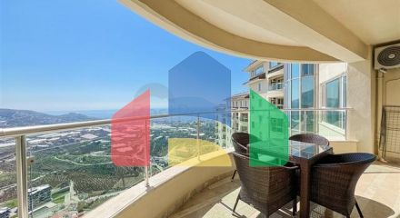 Квартира 2 + 1 в будинку з готельною інфраструктурою в районі Каргиджак